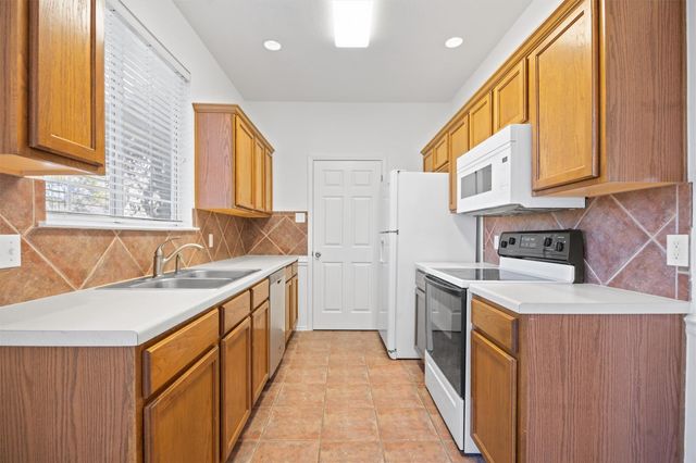 4400 Switch Willo 12, Austin, TX 78727
