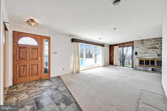 57 ARBORETUM RD, Bernville, PA 19506