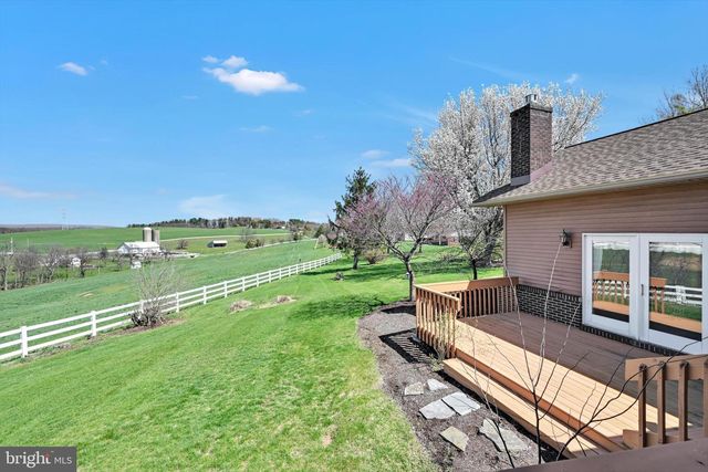 57 ARBORETUM RD, Bernville, PA 19506