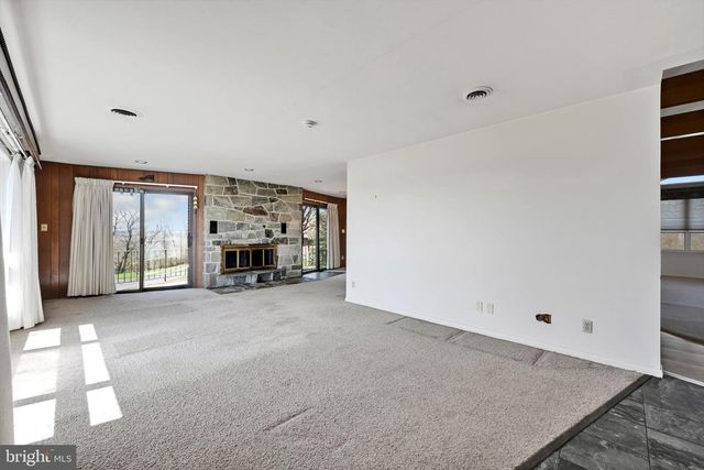 57 ARBORETUM RD, Bernville, PA 19506