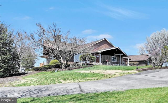 57 ARBORETUM RD, Bernville, PA 19506