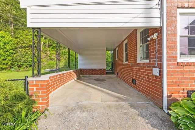 161 Hemlock Road, Kingsport, TN 37663