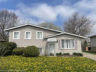 15570 Mount Vernon Street, Southfield, MI 48075