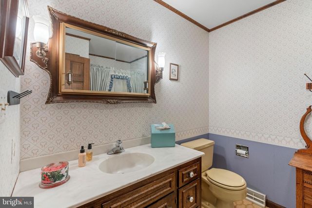 216 HICKORY DALE DR, Dover, DE 19901