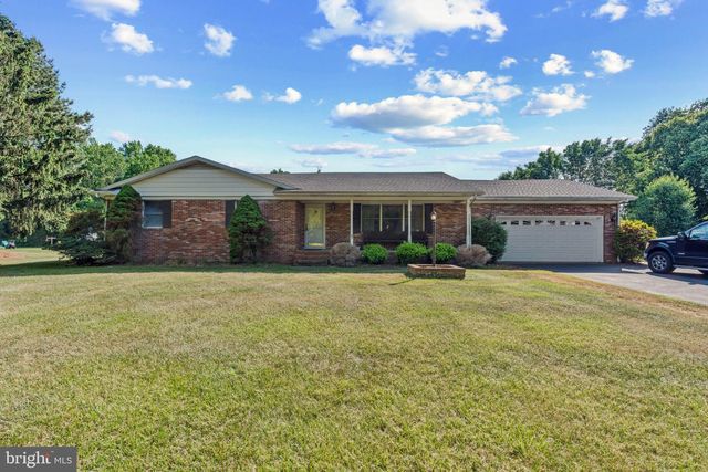216 HICKORY DALE DR, Dover, DE 19901