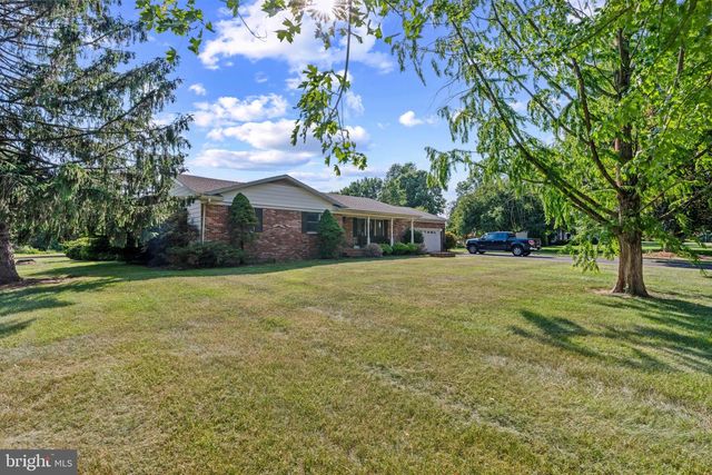 216 HICKORY DALE DR, Dover, DE 19901