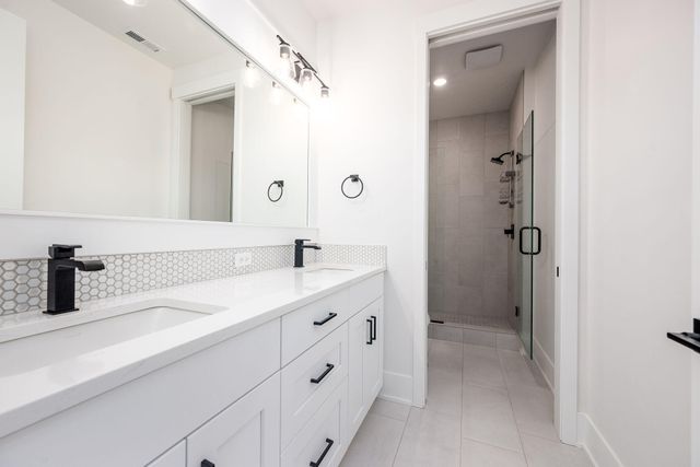 62667 NW McClain Drive, Bend, OR 97703