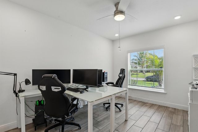 1041 SW Dartmouth Avenue, Port St Lucie, FL 34953