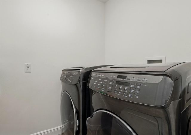 1041 SW Dartmouth Avenue, Port St Lucie, FL 34953