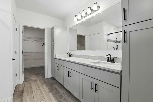 1041 SW Dartmouth Avenue, Port St Lucie, FL 34953