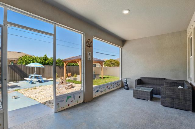 1041 SW Dartmouth Avenue, Port St Lucie, FL 34953