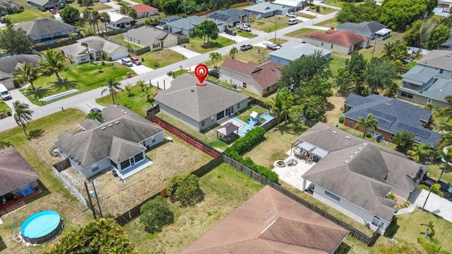 1041 SW Dartmouth Avenue, Port St Lucie, FL 34953