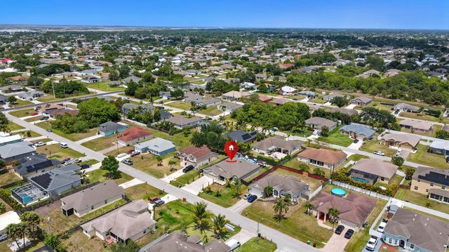 1041 SW Dartmouth Avenue, Port St Lucie, FL 34953