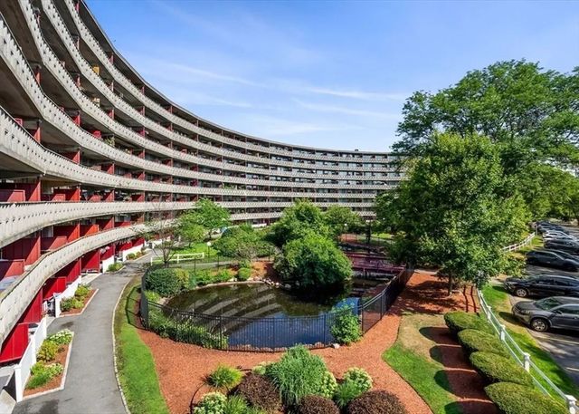 200 Swanton St 228, Winchester, MA 01890