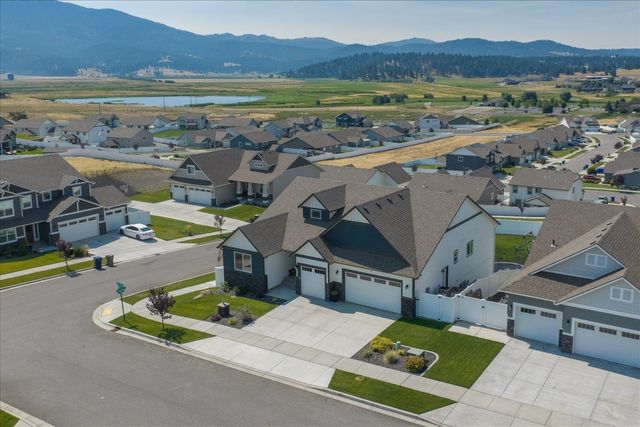 19610 E Ellie Mae Ave, Greenacres, WA 99016