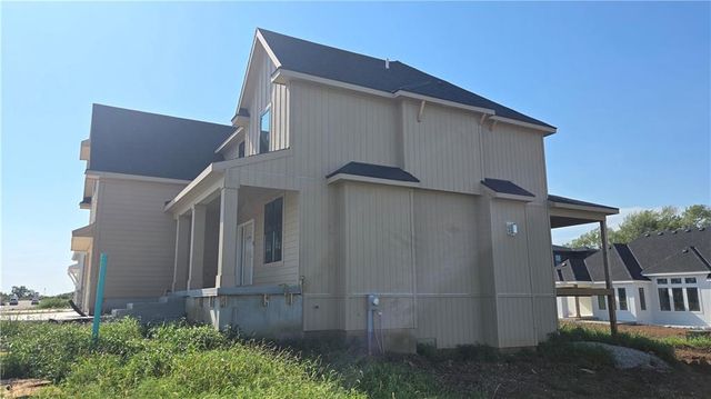 12400 W 184th Street, Overland Park, KS 66013