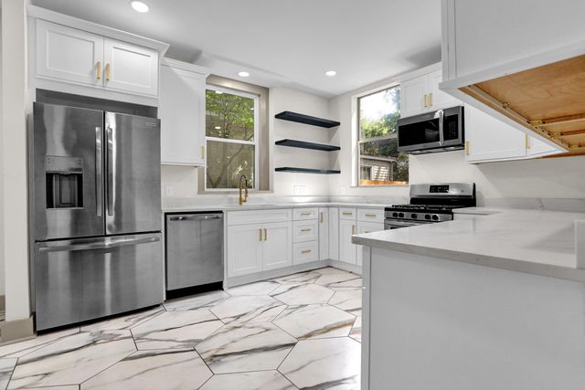 1207 CENTRAL AVE, Memphis, TN 38104