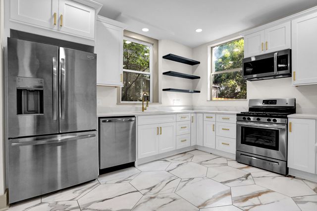 1207 CENTRAL AVE, Memphis, TN 38104