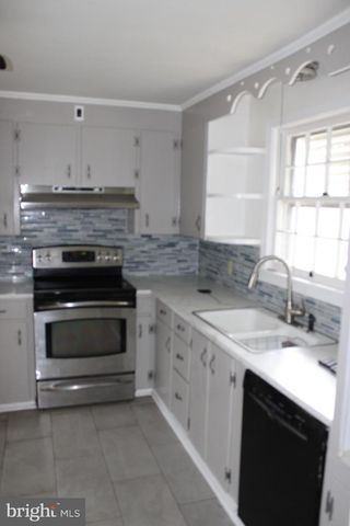 102 HARRISON AVE, Wyoming, DE 19934