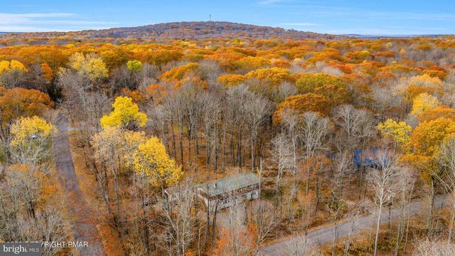 1769 STAG RUN, Pocono Lake, PA 18347