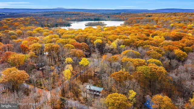 1769 STAG RUN, Pocono Lake, PA 18347