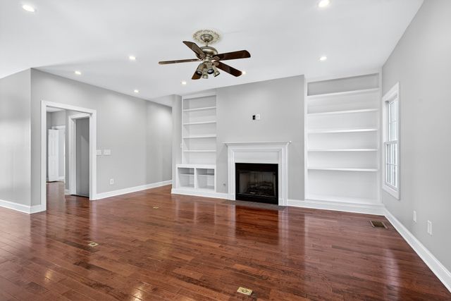 3001 Dunedin Ct, Old Hickory, TN 37138