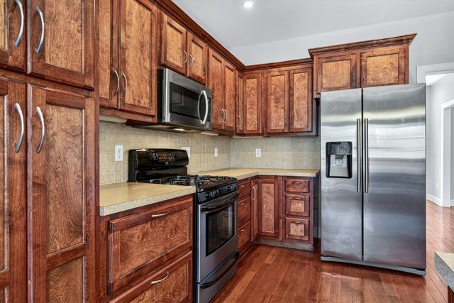 3001 Dunedin Ct, Old Hickory, TN 37138