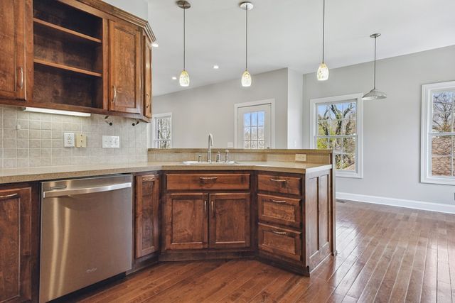 3001 Dunedin Ct, Old Hickory, TN 37138