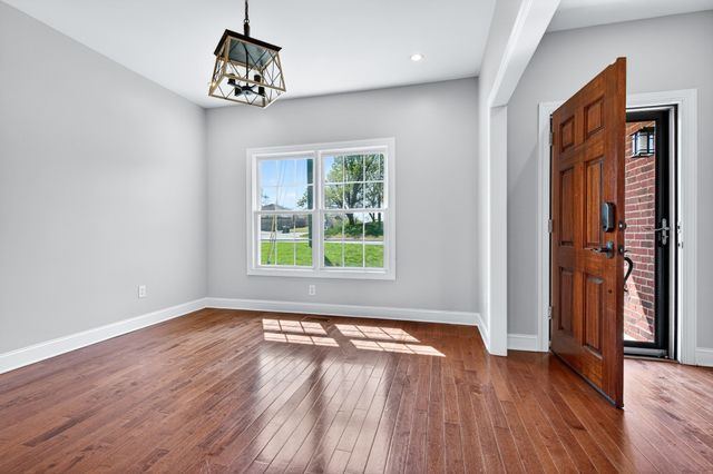 3001 Dunedin Ct, Old Hickory, TN 37138