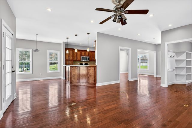 3001 Dunedin Ct, Old Hickory, TN 37138