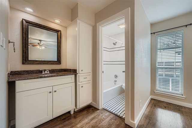 5604 Woodrow Ave 11, Austin, TX 78756