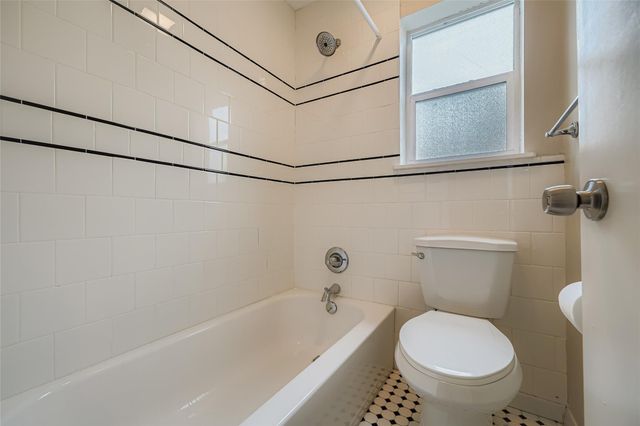 5604 Woodrow Ave 11, Austin, TX 78756