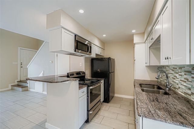 5604 Woodrow Ave 11, Austin, TX 78756