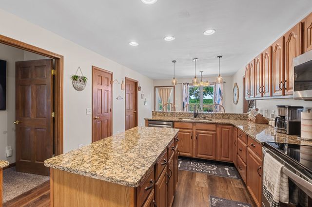 4616 Woodrow Wilson Rd, Springfield, TN 37172