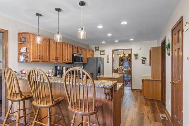 4616 Woodrow Wilson Rd, Springfield, TN 37172