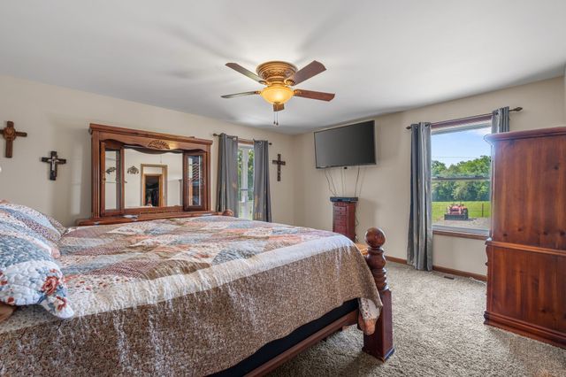 4616 Woodrow Wilson Rd, Springfield, TN 37172