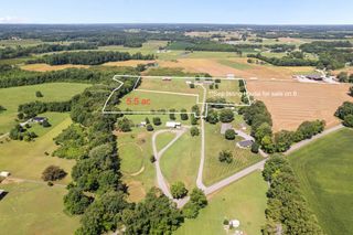 4616 Woodrow Wilson Rd, Springfield, TN 37172