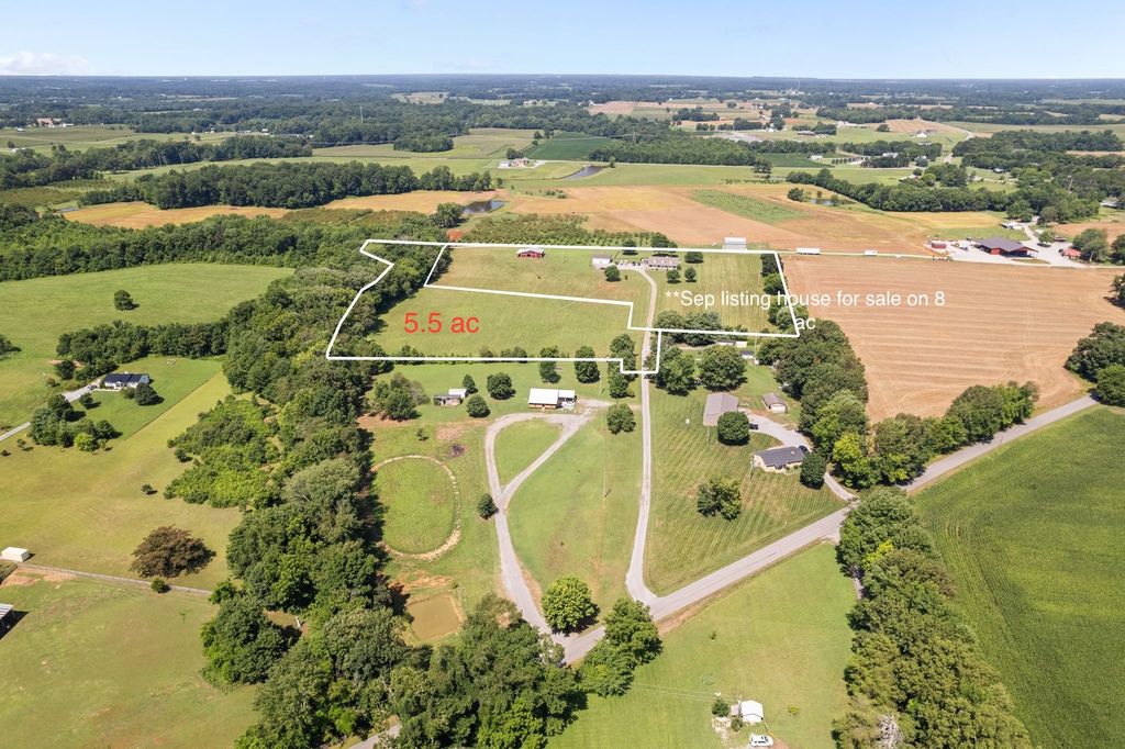 4616 Woodrow Wilson Rd, Springfield, TN 37172