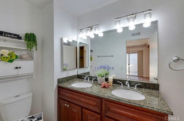 10425 Hayford Street B, Bellflower, CA 90706