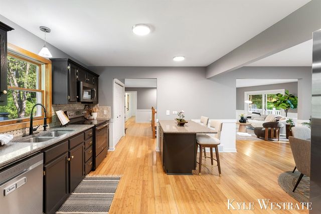 2525 Biggs Avenue, Lowell, MI 49331
