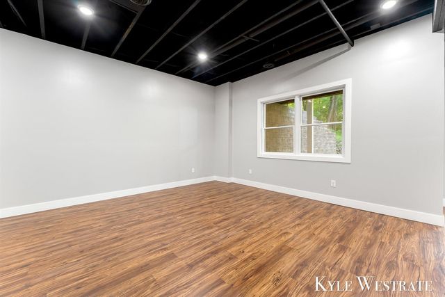 2525 Biggs Avenue, Lowell, MI 49331