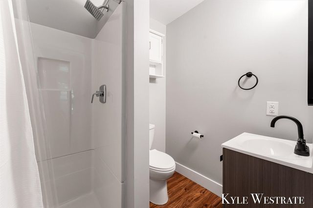 2525 Biggs Avenue, Lowell, MI 49331