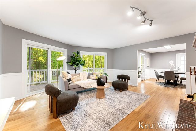 2525 Biggs Avenue, Lowell, MI 49331