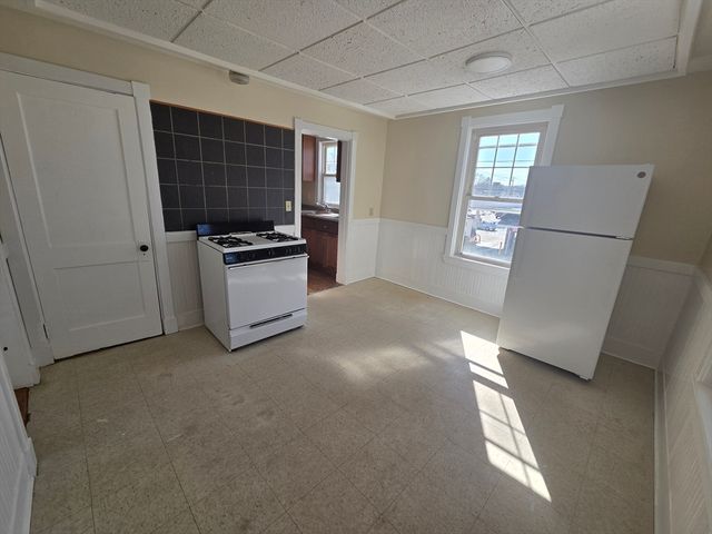 219 Broadway 2, Lynn, MA 01904
