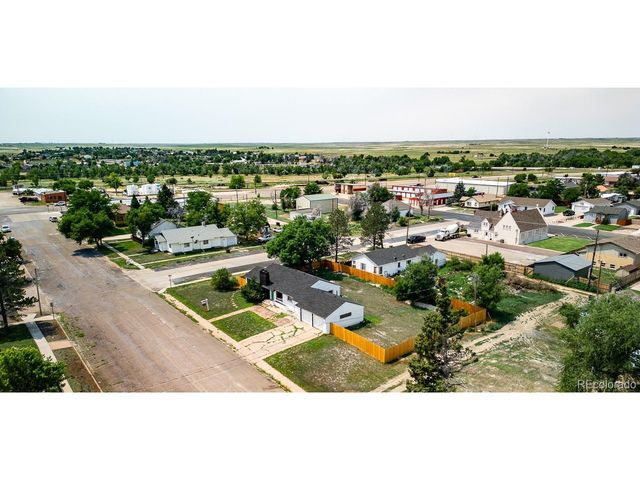 425 G Ave, Limon, CO 80828