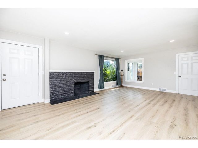 425 G Ave, Limon, CO 80828