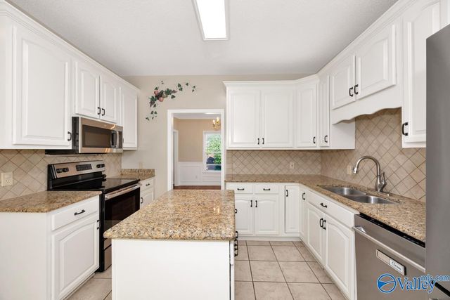 214 Warfe Court, Huntsville, AL 35810