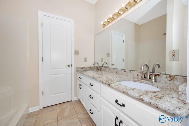 214 Warfe Court, Huntsville, AL 35810