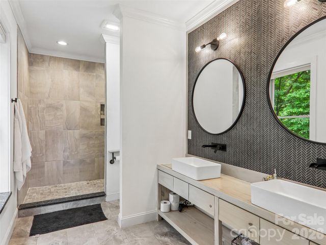 77 Willow Stone Way, Hendersonville, NC 28792