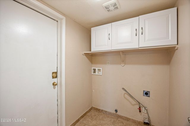 2565 W Brogan Street, Tucson, AZ 85745